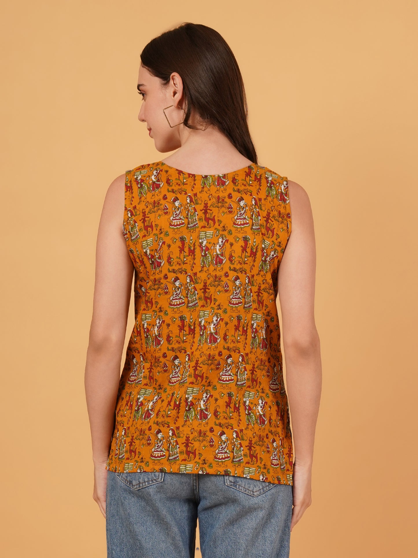 KALAMKARI SLEEVELESS SHORT KURTI