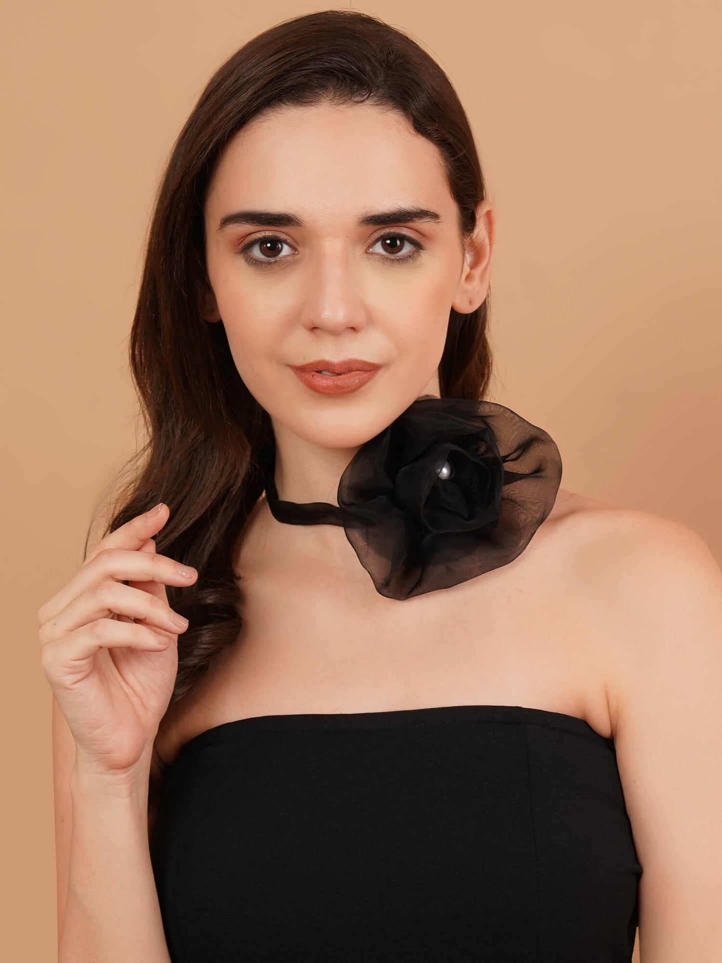 Magnetism Black Sheer Flower Choker with Pearl