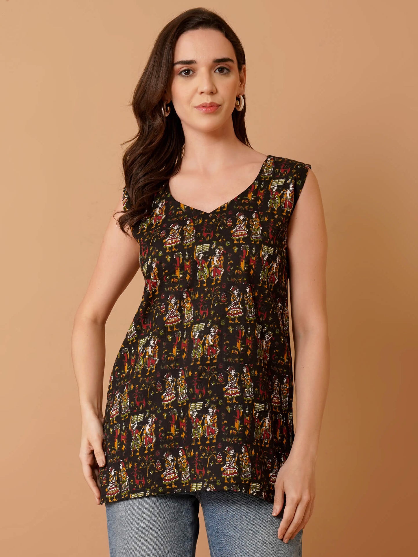 Kalamkari Sleeveless Short Kurti-Black