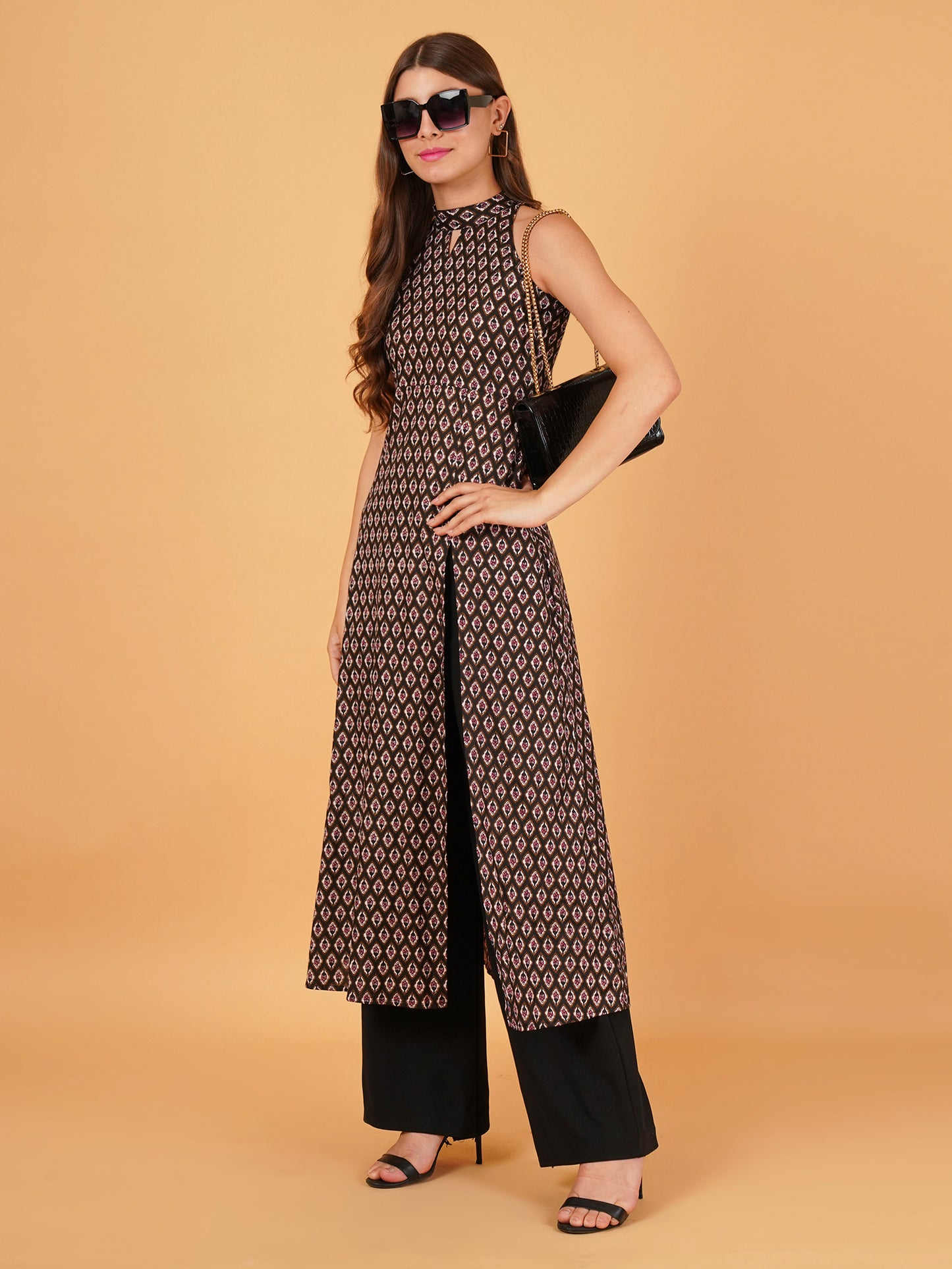 Bagru print halter neck kurti