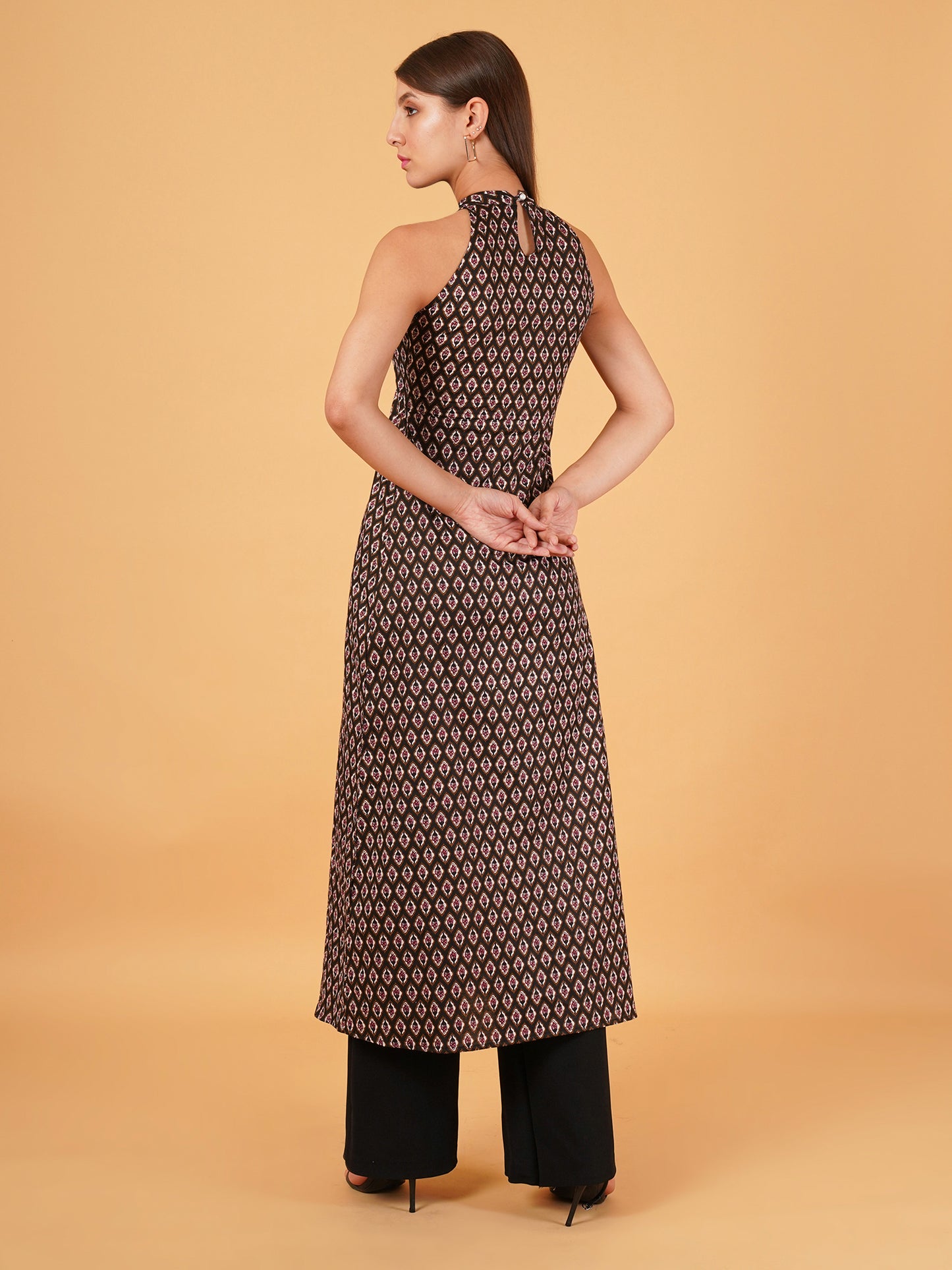 Bagru print halter neck kurti