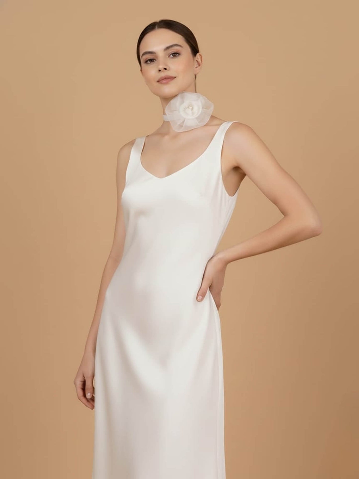 White Organza Flower Choker with Pearl